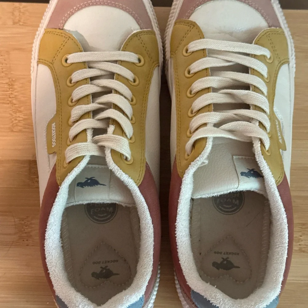 Women’s Rocket Dog Cheery Tan Color Block Sneaker Size 10 - Picture 6 of 9